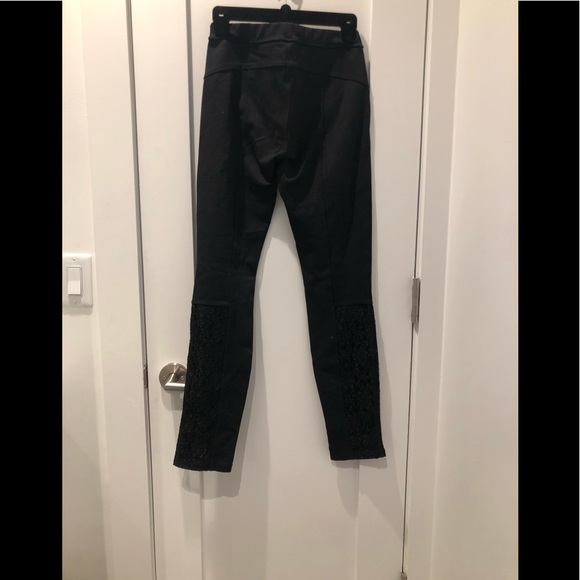 Sanctuary Lace Ponte Pant - Picture 3 of 4